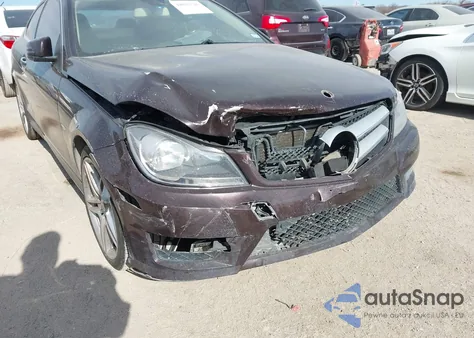 2012 Mercedes-Benz C 250 from USA, damaged, VIN WDDGJ4HBXCF879460